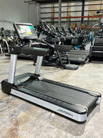 Life Fitness Integrity Treadmill w/ SE3HD Console - Buy & Sell Fitness

